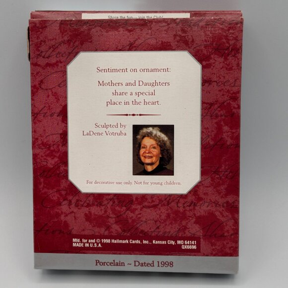 Hallmark Keepsake Mother and Daughter 1998, Vintage Porcelain Christmas Ornament - Picture 8 of 10